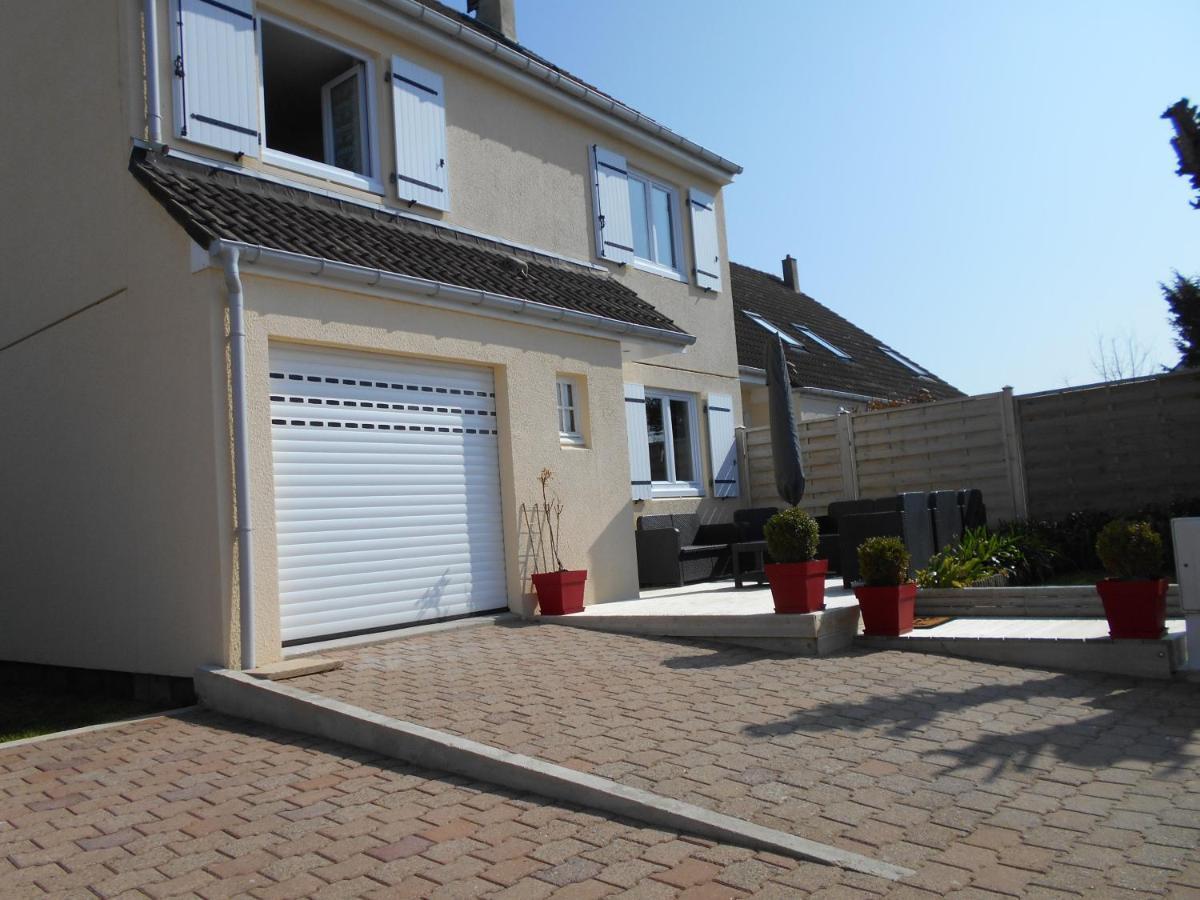 Gite De Eric Et Rose Bernières-sur-Mer Екстериор снимка